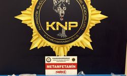 Kahramanmaraş -Otomobiliyle polise çarpıp kaçan avukatın attığı paketten uyuşturucu çıktı /Video eklendi