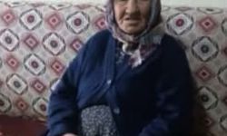 Kazada ölen babaanne, toprağa verildi, torunu yaşam mücadelesi veriyor