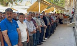 Kazada ölen çift ile 9 yaşındaki torunları toprağa verildi