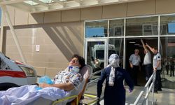 Kızıldağ'da iki otomobil çarpıştı: 1 çocuk 3 ölü, 6 yaralı