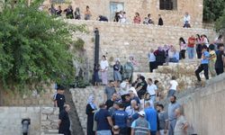 Mardin'de aynı gün evlerinde ölü bulunan 3 kadın, toprağa verildi