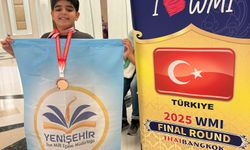 Matematik yarışmasında Türkiye'yi temsil eden Ezel Ali, dünya 3'üncüsü oldu