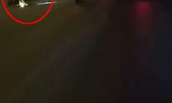 Ön tekerini kaldırarak kullandığı motosikletiyle yaptığı kazada öldü