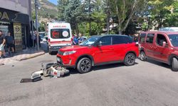 Otomobil ile çarpışan elektrikli bisikletin sürücüsü yaralandı
