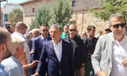 Özgür Özel: Kimsenin verdiği oy için özür dilemesine gerek yok
