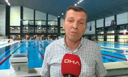 Paralimpik mili yüzücü Esra, dişleriyle sıkıştırdığı aparatla katıldığı yarışmada Avrupa şampiyonu oldu / Ek fotoğraflar