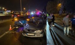 Polisten kaçıp kaza yapan otomobilde 9 kaçak göçmen ve 2 organizatör yakalandı