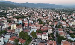 Sındırgı’da 6.1’lik depremde yıkılan ve hasar gören binalar havadan görüntülendi