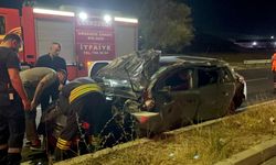 Tekirdağ'da otomobil, aydınlatma direğine çarptı: 1 ölü, 2 yaralı