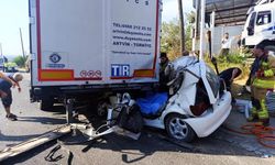 TIR'a çarpan otomobilde ölen 2 kuzen, son yolculuklarına uğurlandı