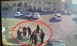 Uzlaşma görüşmesi sonrası tekmeli-yumruklu kavga kamerada