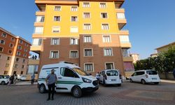 Yatalak kadın, eşinin cesediyle 1 hafta aynı odada kalmış