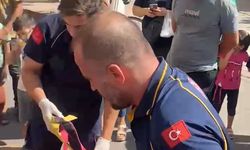 Yolun karşısına geçerken hafif ticari aracın çarptığı 2 çocuk yaralandı