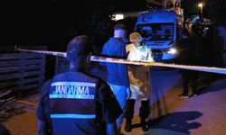 Anne ve babasını öldürdü, 2 kuzenini de yaraladı