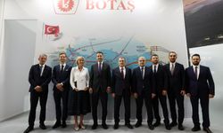 Bakan Bayraktar, imzalanan yeni LNG anlaşmalarını duyurdu