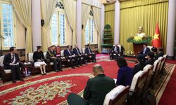 Bakan Güler, Vietnam Cumhurbaşkanı Cuong tarafından kabul edildi