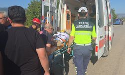 Bursa'da iki otomobil kafa kafaya çarpıştı: 4 yaralı