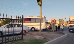 Bursa'da işçi servisi ile minibüs çarpıştı: 4 yaralı
