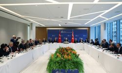 Cumhurbaşkanı Erdoğan, ABD'li düşünce kuruluşu temsilcileriyle Türkevi'nde bir araya geldi