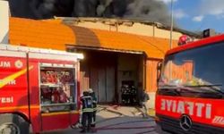 Erzurum'da terlik fabrikasının hammadde deposunda yangın (2)- Yeniden