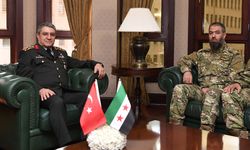 Genelkurmay Başkanı Bayraktaroğlu, Suriye Hava Kuvvetleri Komutanı Hawary'i kabul etti