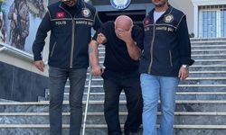 İstanbul - 73 yaşında oto hırsızlığından tutuklandı; polisin yardımıyla merdivenden indi