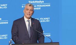 İstanbul- Bakan Bolat: 2026 yılı için 8,1 trilyon dolarlık küresel ticaret hacmi öngörülüyor