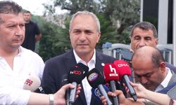 İstanbul- CHP'li Özçağdaş ve Karabat Sarıyer'deki eski il binasında konuştu