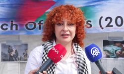 İstanbul - İranlı Somayeh Moghadam'dan İstanbul'dan Gazze'ye destek yürüyüşü