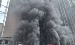 İstanbul- Kadıköy'de 20 katlı inşaatta yangın- 1