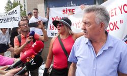 İstanbul - Küçükçekmece'de site sakinleri yönetimi protesto etti