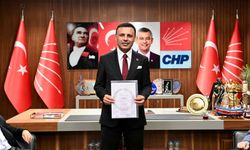 İstanbul-Özgür Çelik, Sarıyer İlçe Seçim Kurulu önünde konuştu / Metin eklendi