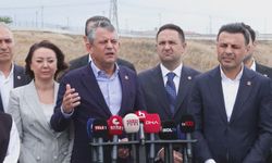 İstanbul - Özgür Özel, İmamoğlu'nun duruşması sonrasında açıklama yaptı
