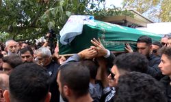 İstanbul- Şarkıcı Güllü son yolculuğuna uğurlandı