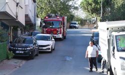 İstanbul - Ümraniye'de inşaat alanında yapılan kontrollü patlamada çevredeki yapılar zarar gördü
