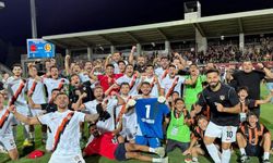 İzmir Çoruhlu FK evinde güldü