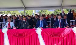 İzmir'de 350 metrelik Türk bayrağı ile 'Zafer Yürüyüşü' (2)