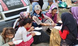 Jandarmadan tarım işçisi ailelerin çocuklarına sürpriz doğum günü
