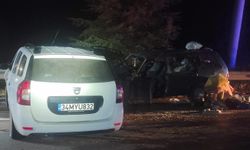 Karabük'te otomobiller çarpıştı: 2'si çocuk, 6 yaralı