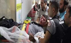 Kavgada birbirini bıçaklayan 2 kişi yaralandı