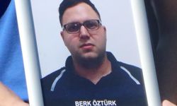 Kazada ölen cezaevi memurları, son yolculuklarına uğurlandı; 'Berk sensiz yapamam, açın tabutu'
