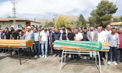 Kazada ölen ikizler, son yolculuğuna uğurlandı