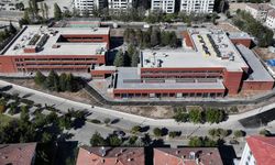 Özgür Özel, Elazığ'da İBB'nin yaptırdığı okulun açılışına katıldı