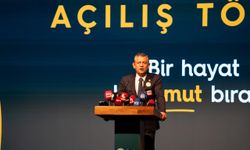 Özgür Özel: Ferdi Zeyrek Vakfı'na sahip çıkmak, bir Manisa sevdasına ve iyiliğe sahip çıkmaktır