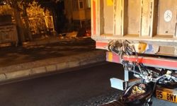 Park halindeki kamyona çarpan motosikletin sürücüsü öldü