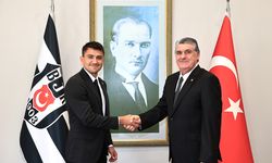 Serdal Adalı, yeni transfer Cengiz Ünder ile bir araya geldi