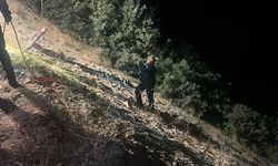 Sivas'ta otomobil uçuruma yuvarlandı: 4 ölü