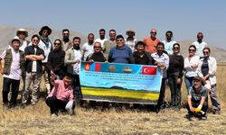 Tarlada bulunan çatı kiremidi, yıllar sonra uluslararası arkeolojik keşfin kapısını araladı