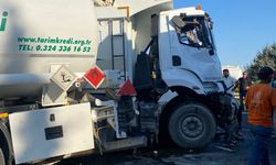 Tarsus'ta 5 aracın karıştığı zincirleme kaza: 1 yaralı