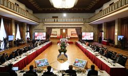 'Terörsüz Türkiye' komisyonu düşünce kuruluşu temsilcilerini dinlemek için toplandı